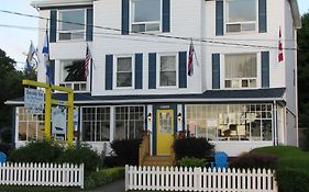 Bayside Inn
